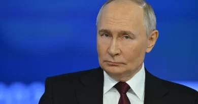 Putin troca ataques com a Ucrânia enquanto espera Trump