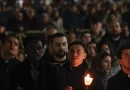 Fiéis se reúnem no Vaticano em vigília pela saúde do Papa Francisco; veja