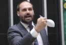 Enquete: Eduardo Bolsonaro acertou ao se licenciar do mandato para ficar nos EUA?