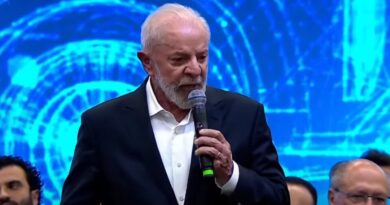 Lula ataca Bolsonaro em evento com Zema após crítica ao governo do PT