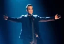 Filme sobre Robbie Williams mostra cantor dividido entre os seus traumas e sucessos