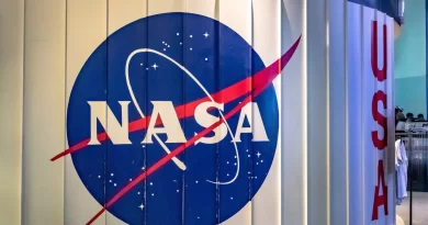 Astronautas da Nasa iniciam retorno à Terra após 9 meses